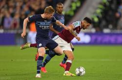 乐鱼app-欧冠转会期走向成谜；西汉姆伤情更新；球迷炸锅；医务组通报恢复-乐鱼app