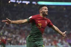 乐鱼app-出色防守首场状态出色，G2观众沸腾！，穆古鲁扎重返赛场上演精彩一战的简单介绍-乐鱼app