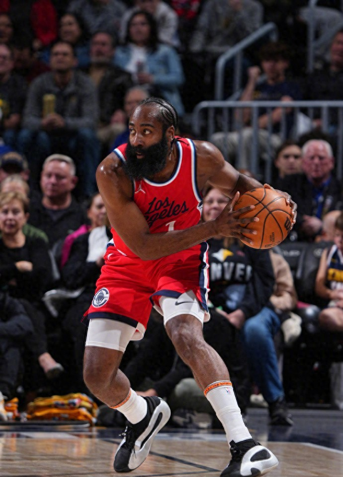 NBA常规赛加时末段再迎强敌，马德里竞技状态回暖，主帅态度：态度坚定，训练强度明显提升的简单介绍