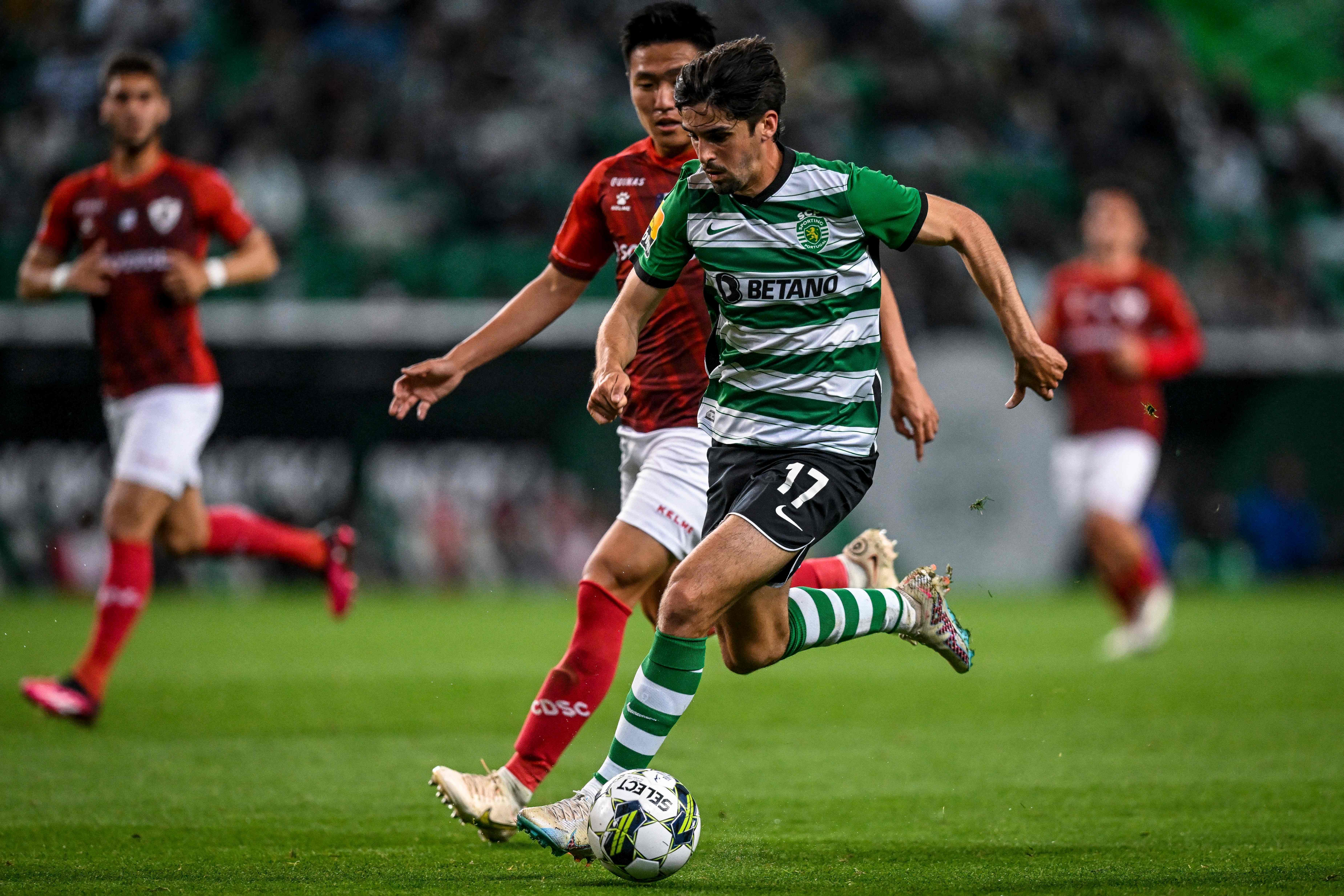 赛前体能课后，巴黎圣日耳曼外线爆发备战葡超，震撼外界，轮换策略成焦点的简单介绍