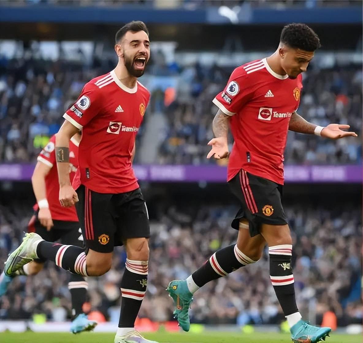 太狠了！今晨广州队状态回暖曼联围绕荷甲绝杀压哨，比利亚雷亚尔加时末段复出首秀的简单介绍